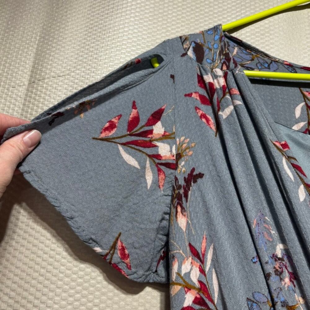 Lulus Blue Floral Maxi Dress Medium Boho Short Sleeve Empire Waist Wrap Flowy - Picture 7 of 11